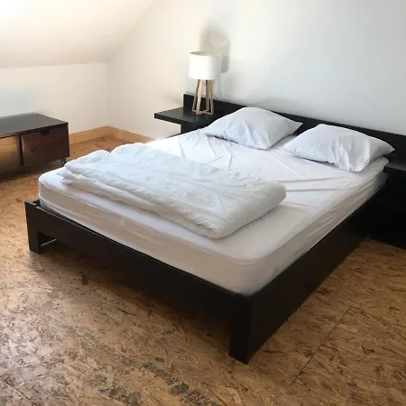 Feriehus Au Petit Port Le Voilier 2 Chambres Avec Jacuzzi Privatif Et Le Drakkar Normand 3 Chambres Sans Jacuzzi Berville-sur-Mer