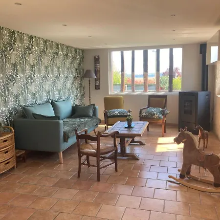 Au Petit Port Le Voilier 2 Chambres Avec Jacuzzi Privatif Et Le Drakkar Normand 3 Chambres Sans Jacuzzi Berville-sur-Mer