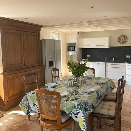 Feriehus Au Petit Port Le Voilier 2 Chambres Avec Jacuzzi Privatif Et Le Drakkar Normand 3 Chambres Sans Jacuzzi