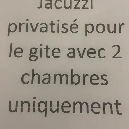 Feriehus Au Petit Port Le Voilier 2 Chambres Avec Jacuzzi Privatif Et Le Drakkar Normand 3 Chambres Sans Jacuzzi